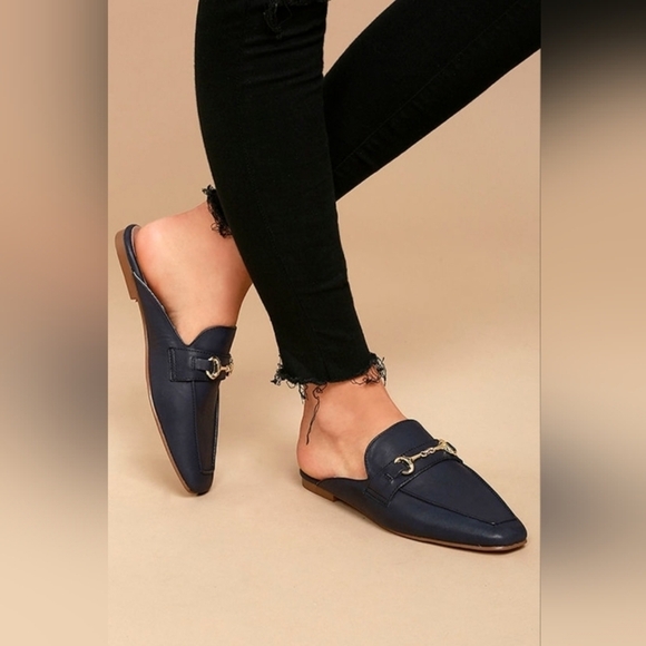 Steve Madden "Razzi" Suede Mules - Picture 9 of 9